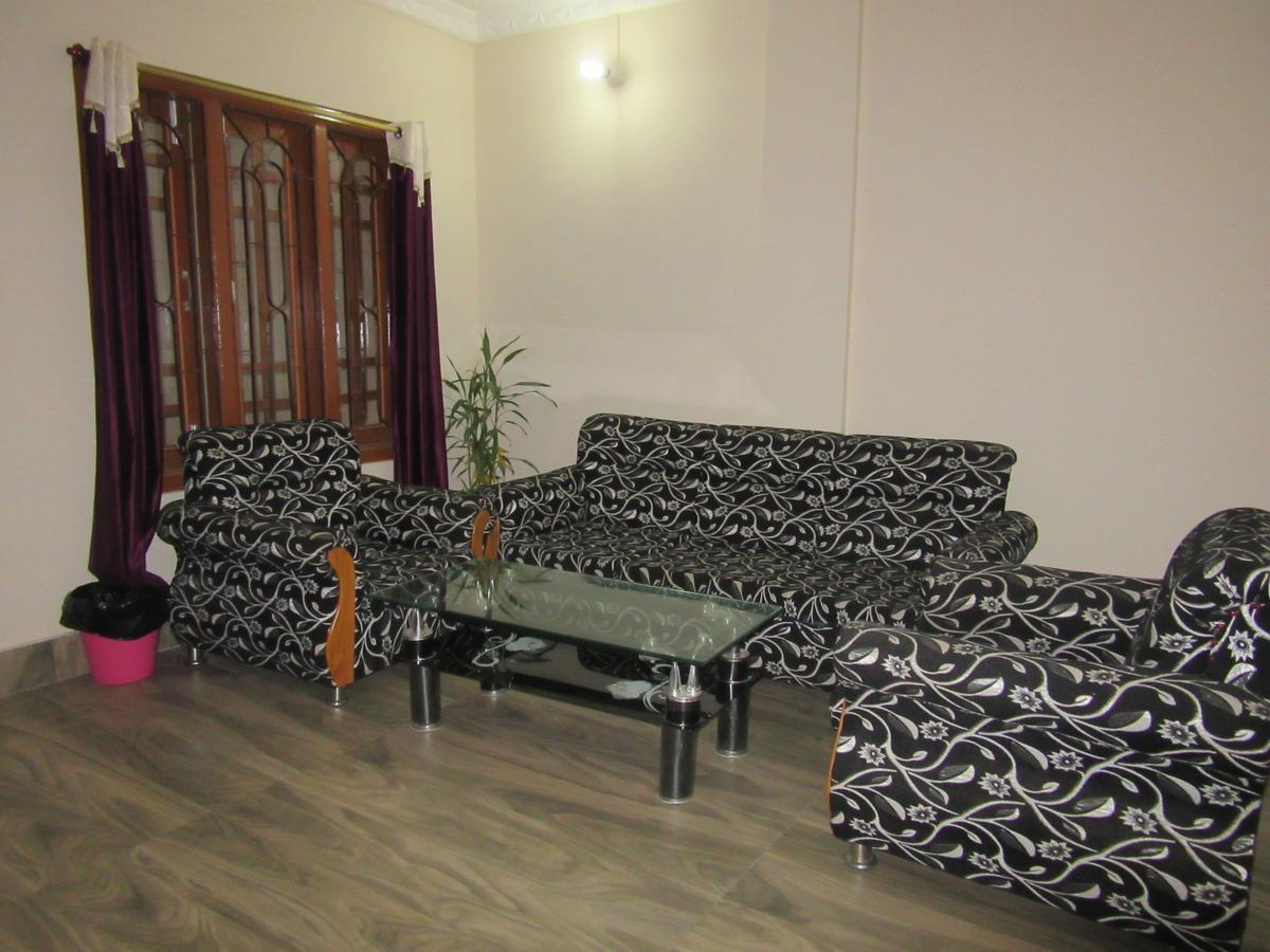 Hotel Druk Bhalukpung Buitenkant foto