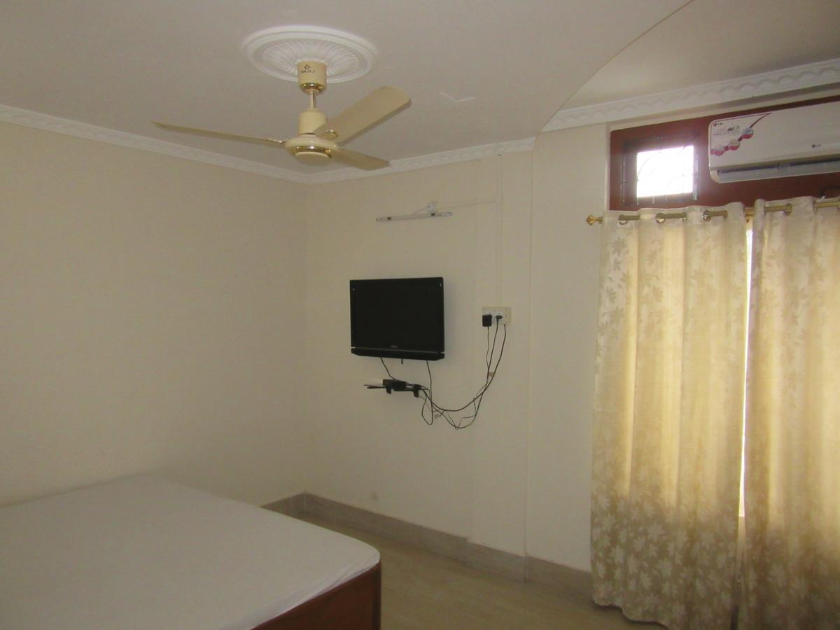 Hotel Druk Bhalukpung Buitenkant foto